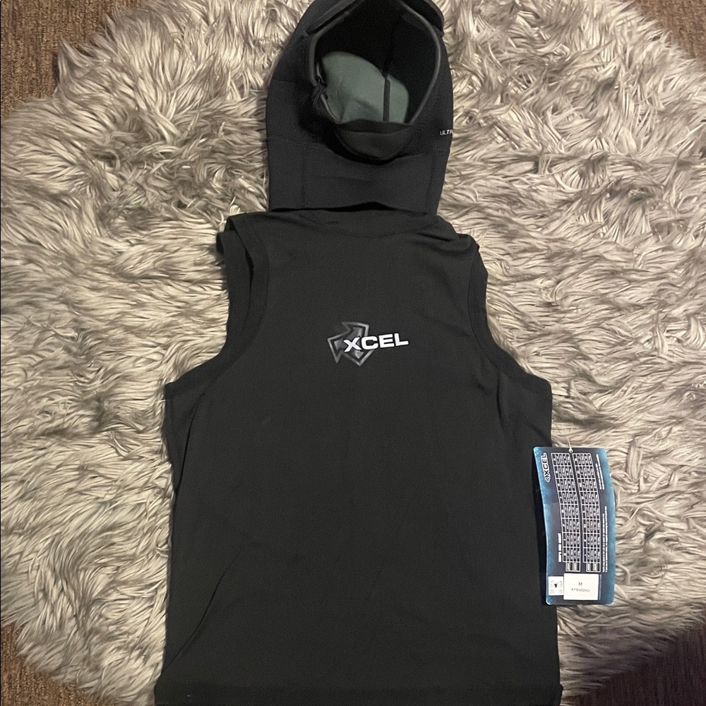 XCEL Men's Black Swim Vest